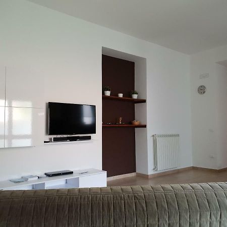 Grazioso Appartamento Vacanze The Lighthouse Паола Екстериор снимка